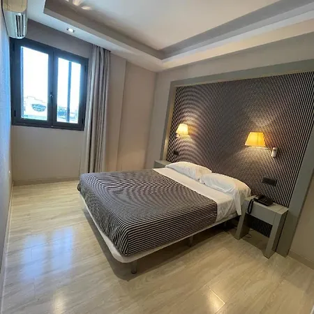 Apartamento Con Piscina Y Parking *